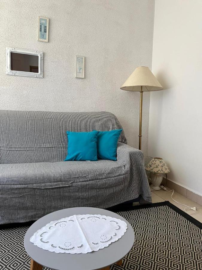 Apartment With Swimming Pool Jelsa  Eksteriør bilde